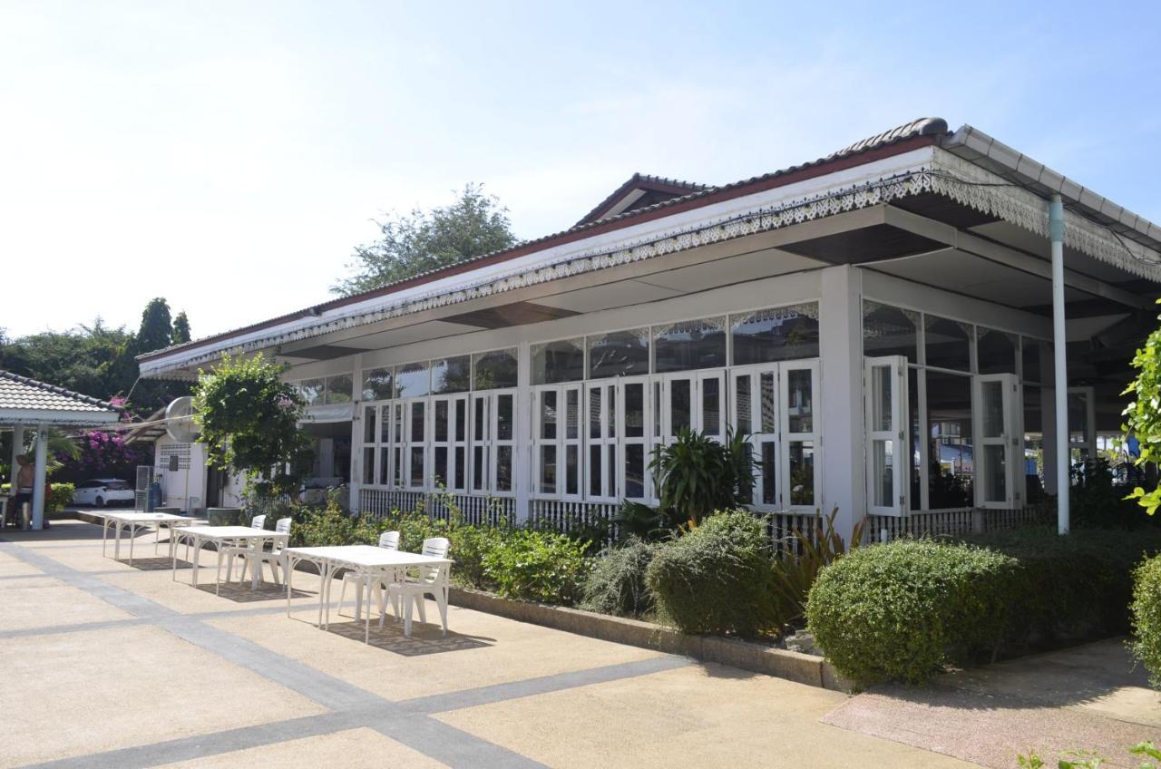 Silversand Villa Hotel Джомтьен Экстерьер фото