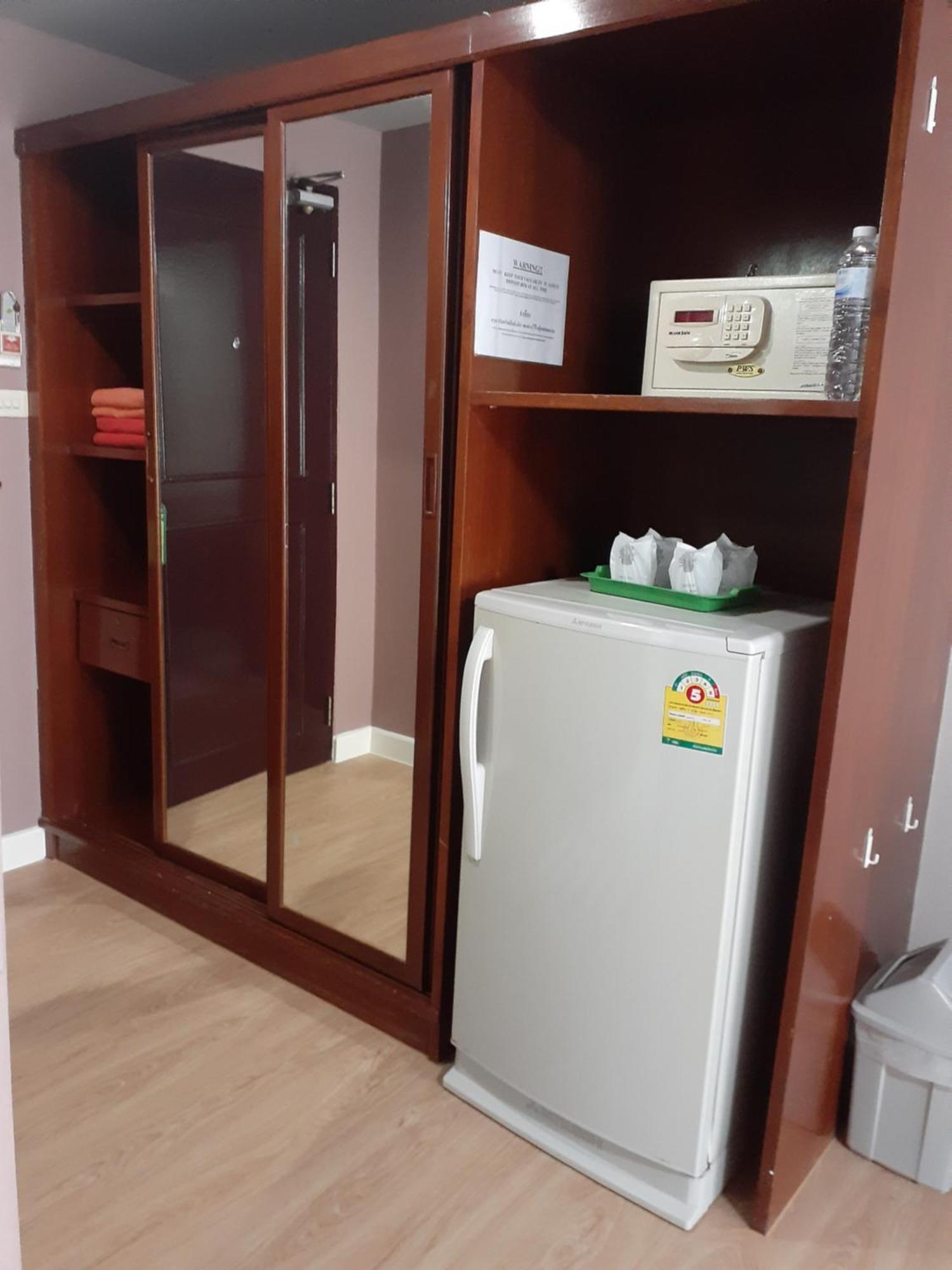 Silversand Villa Hotel Джомтьен Экстерьер фото