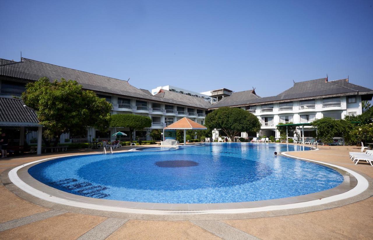 Silversand Villa Hotel Джомтьен Экстерьер фото